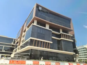 university of wollongong in dubai