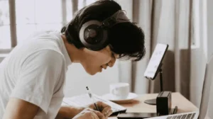 10 Study Tips for Distance Learning UAE