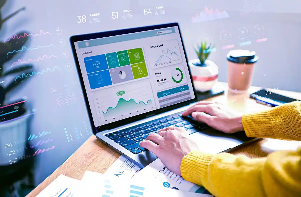 Student receiving confidential data analysis help in Sharjah with secure handling of research data and academic information.