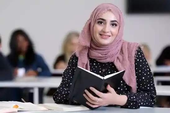 Confidential essay writing support for university students in Sharjah