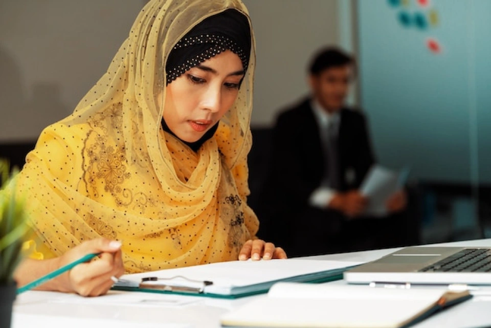coursework report writing help in dubai for university students