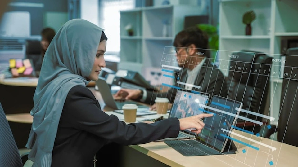 Professional data analysis expert performing statistical analysis for a university student using data analysis help in Ajman.