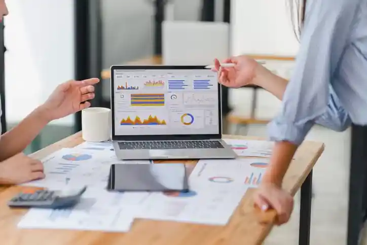 Professional data analysis expert performing statistical analysis for a university student using data analysis help in Sharjah.