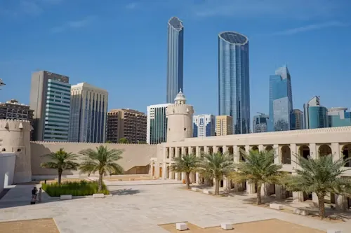 Professional academic editor reviewing a university document for a student using proofreading and editing help in Dubai.